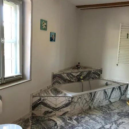 Butterfly Apartment *